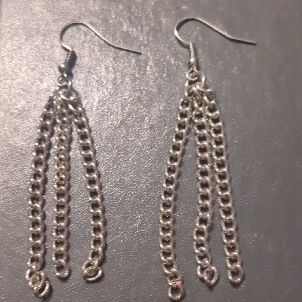Rockin Silver Chain Dangle Earrings